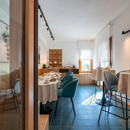 ゲストハウス Habitart 3*