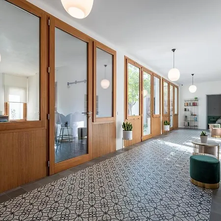 Habitart Guest house 3*